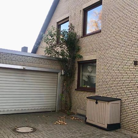 Christinas Fewo Sonnenschein 1 Og In Thiede Mit Garten Zum Grillen Apartment Salzgitter Exterior photo